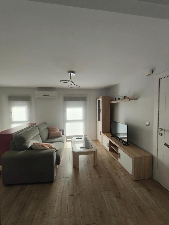 Alojamiento Vandelvira 2 Apartment เฮน ภายนอก รูปภาพ